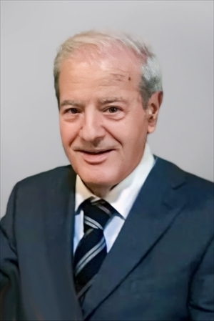 Mario De Benedittis (Insegnante in pensione)