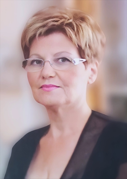 Luisa ERRIQUEZ in FALCO