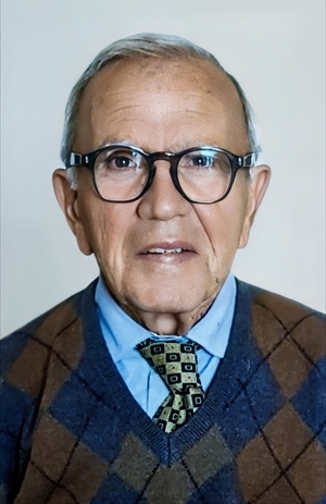Antonio Mangione (Cancelliere del Tribunale di Bari in pensione)